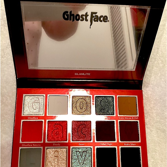 BNIB Glamlite GHOST FACE Face Makeup Set with PR Box - Picture 6 of 15
